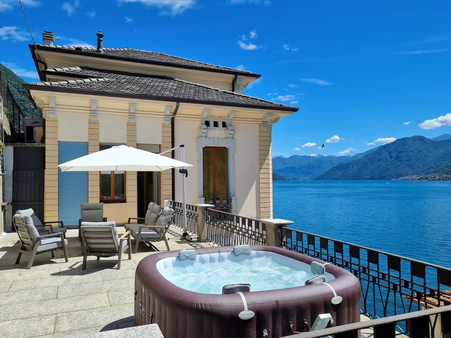 Luxury Lake View Villa Como